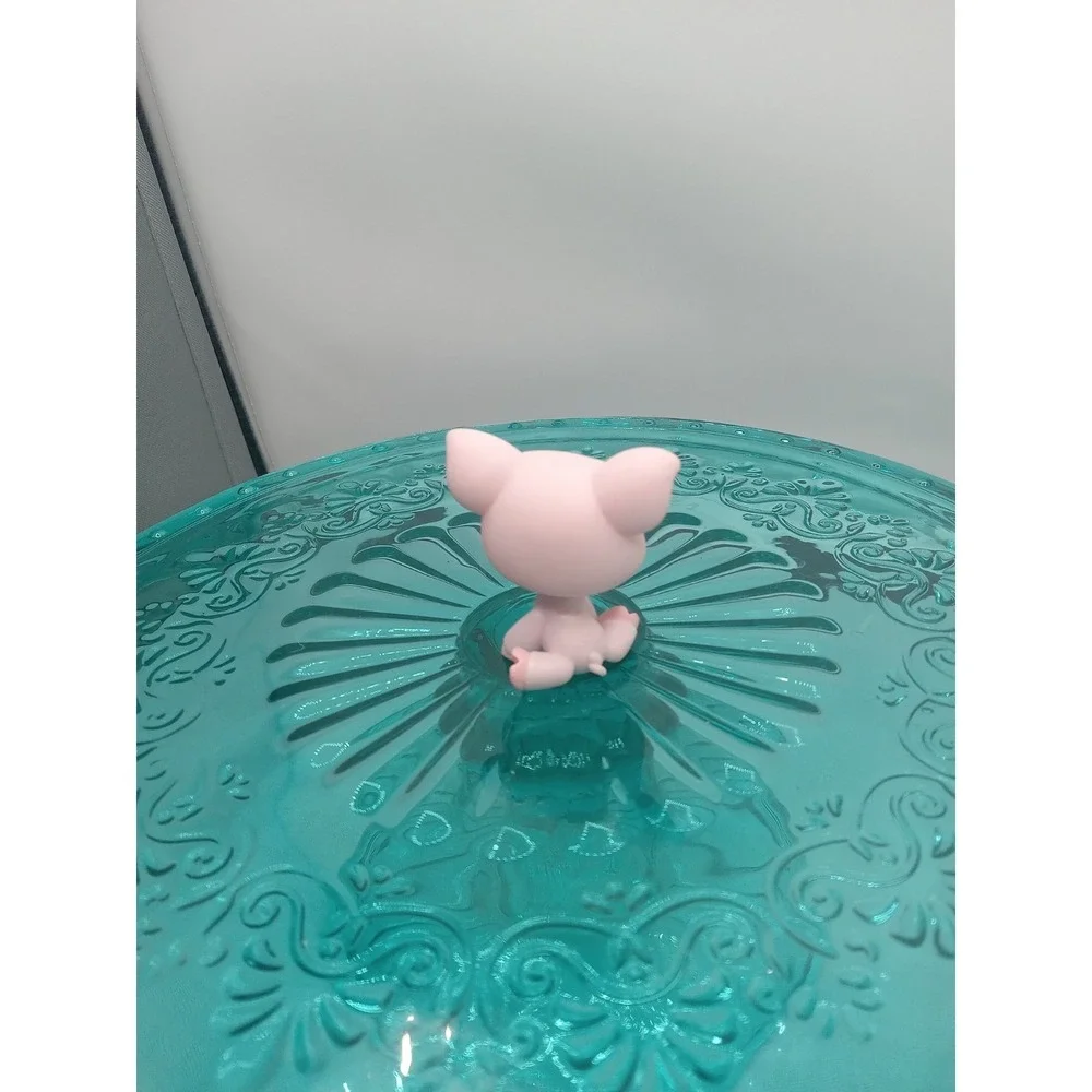 Vintage‎ Littlest Pet Shop #87 Pink Pig Piglet Blue Eyes LPS Magnet